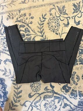 lululemon athletica Black Microdot High-Rise Leggings